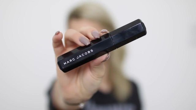 The Mascara MARC JACOBS Enjoy Phoenix in Her video My makeup every day