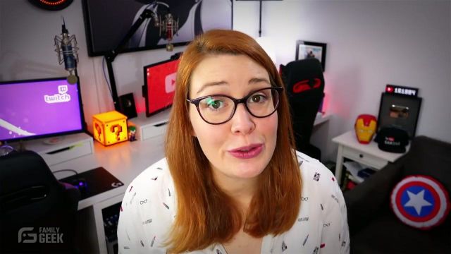 The cushion Captain america in the youtube video 3 all-new minifigures funko pop horror, Family Geeky