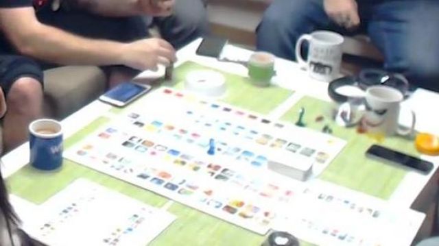 Game concept played in the video linksthesun "Part of Concept family."
