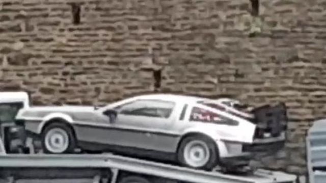 DELOREAN seen in Vlog - On the set of the Player of the Attic ! of Linksthesun