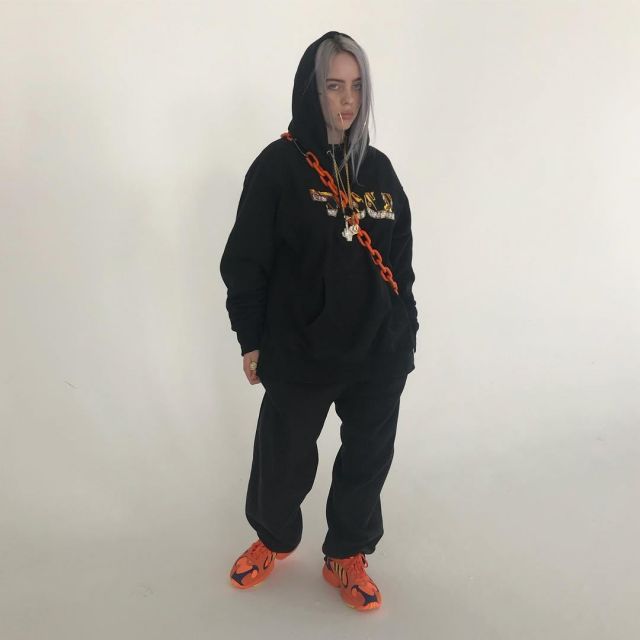 Sneakers Adidas Yung 1 Hi Res Orange Billie Eilish on his account Instagram