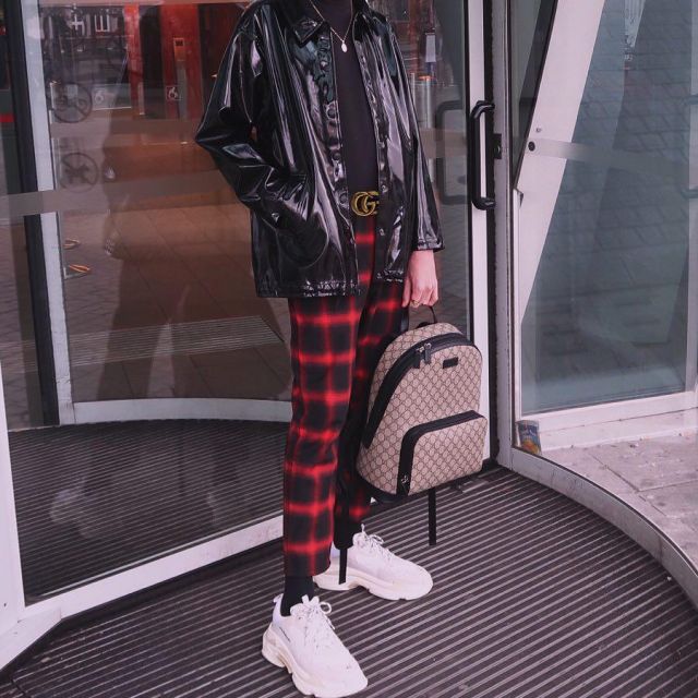 The pair of Balenciaga Triple S Cream White worn by Lythan Cottaz