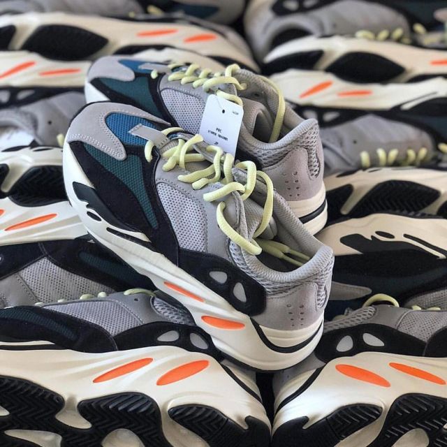 Sneakers Adidas Yeezy Wave Runner 700 on the account Instagram @wethenewco