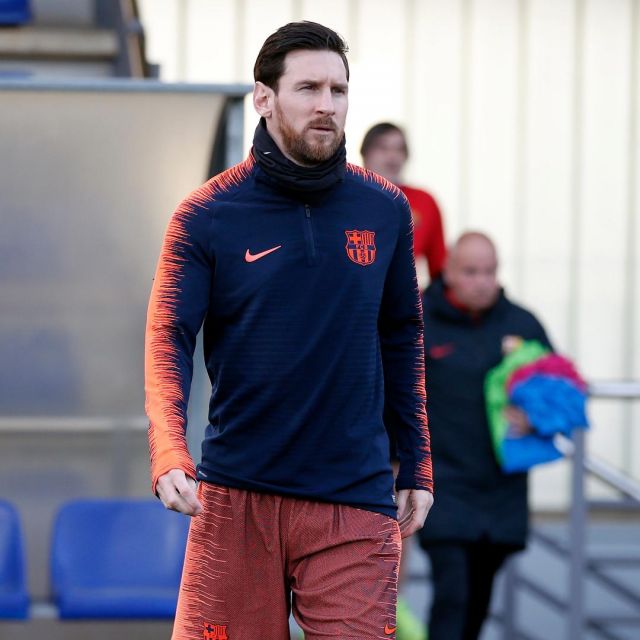 FC Barcelona wears Lionel Messi 