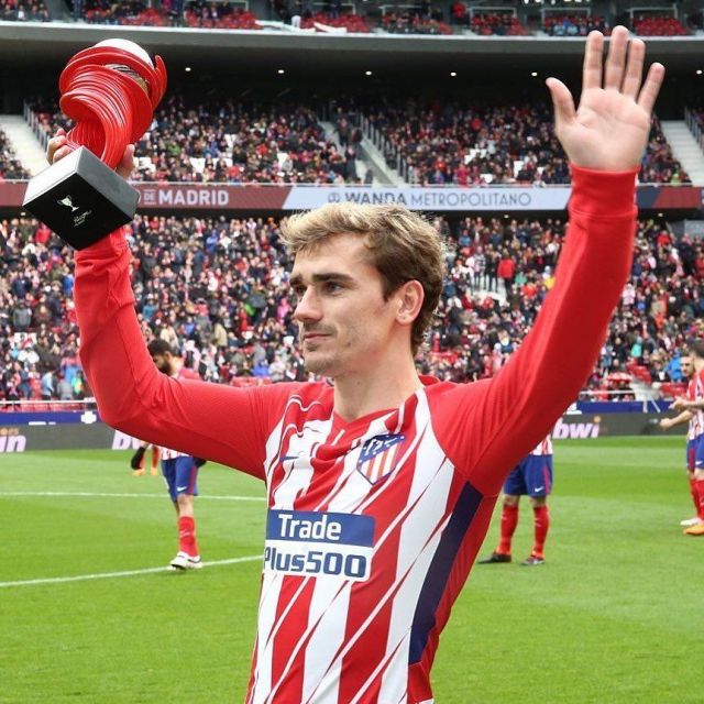 The Home Shirt Nike Team Atletico Madrid Worn By Antoine Griezmann On His Account Instagram Spotern