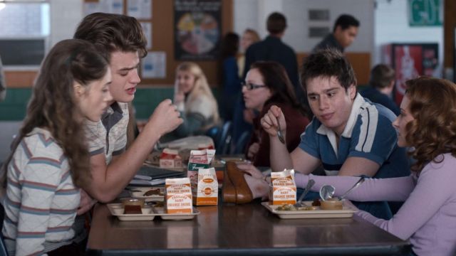 The bricks of orange drink Freeland Dairy in the canteen of the school of Stranger  Things S01E03 | Spotern