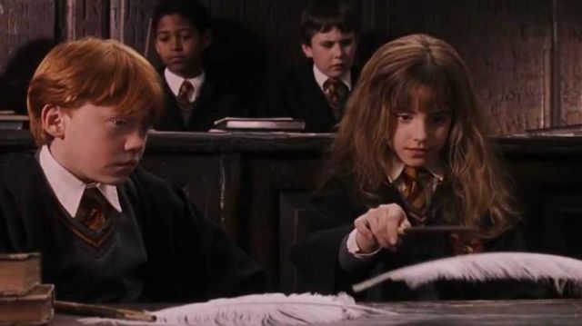 La baguette d'Hermione Granger (Emma Watson) dans Harry Potter à l'école des sorciers