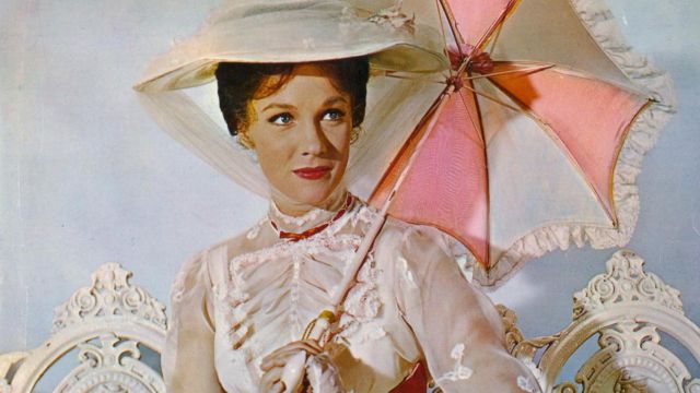 The white dress of Julie Andrews in Mary Poppins | Spotern