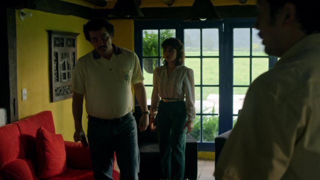 The real polo yellow of Pablo Escobar (Wagner Moura) in Narcos