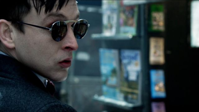The sunglasses of Oswald Cobblepot / The Penguin (Robin Lord Taylor) in  Gotham | Spotern