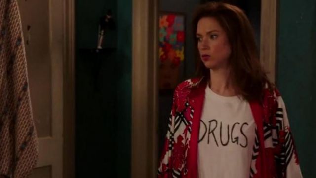 The T-Shirt Drugs Kimmy Schmidt (Ellie Kemper) on Unbreakable Kimmy Schmidt