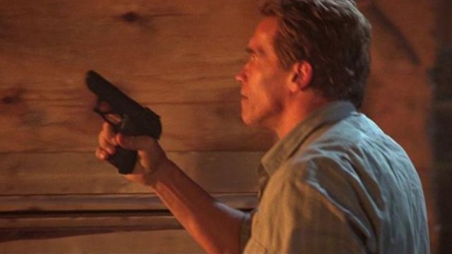 L'authentique pistolet Heckler & Koch P9S de Harry Tasker (Arnold Schwarzenegger) dans True Lies