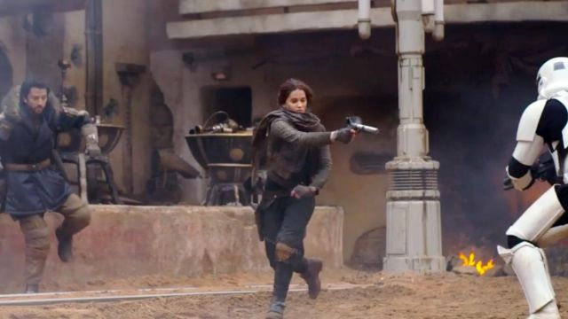 Le Blaster Pistol de Jyn Erso (Felicity Jones) dans Rogue One : A Star Wars Story