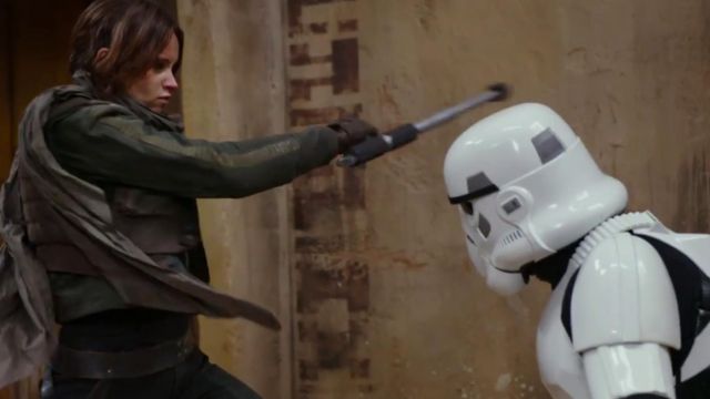 Le Tonfa de Jyn Erso (Felicity Jones) dans Rogue One : A Star Wars Story