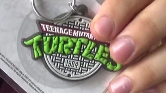 the door key ninja turtles seen in the video FULL Of OBJECTS the AVENGERS IN THIS BOX (Zbox July) of the chiane geek #ChallengeLaChaineDuGeek