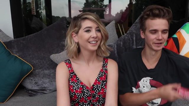 The combination of black printed flowers / red hearts and polka dots of Zoella (Zoe Suggested) in his video "We've all gone crazy & evening wind down"