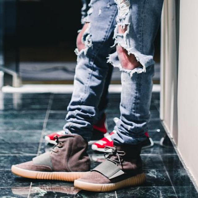 yeezy 750 outfit