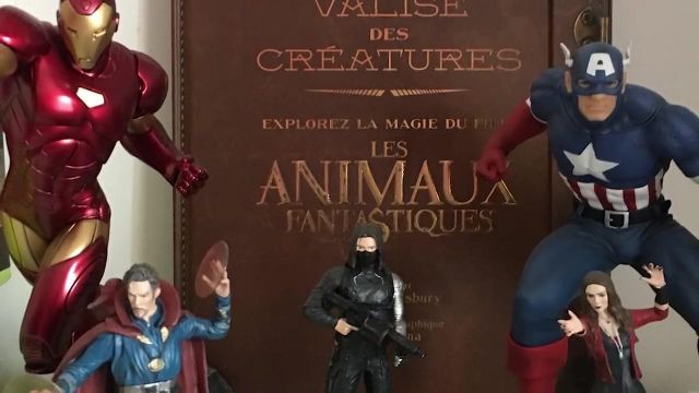 The figurine Semic Captain America seen in the video, "You sell the dream - Your collections Geek" of The Chain of the Geek