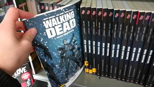 Comics The Walking Dead Volume 5