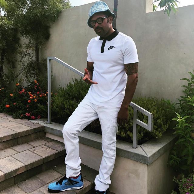 Sneakers Air Jordan x Travis Scott x Nike AJ IV 4 Cactus Mike Epps on his account Instagram