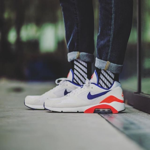 sneakers Nike Air Max 180 OG Ultramarine (2018) views on the account Instagram of labulledair