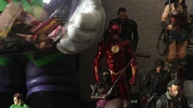 The figure of The Flash in the YouTube video The most beautiful COLLECTIONS of subscribers ! RETURN ! (2018)