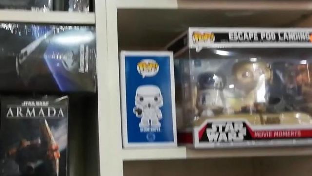 escape pod landing funko pop