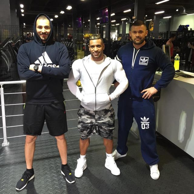 Les sneakers ZX Flux noires de Karim Benzema sur son compte Instagram