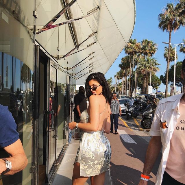 The minaudière transparent Lucite Pagoda worn by Kylie Jenner