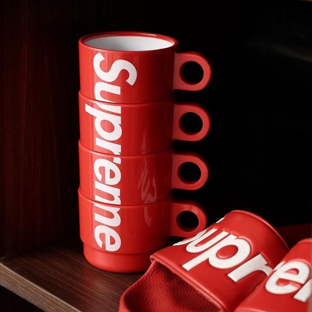 supreme cups