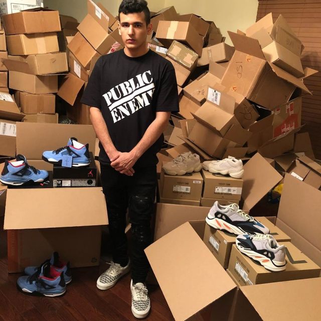 Les Vans Era x Fear of God que porte l'influenceur et reselleur Kickz Malik sur son Instagram