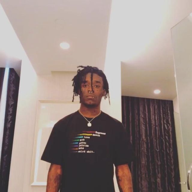 The black t-shirt Supreme Lil Uzi Vert on his account Instagram | Spotern