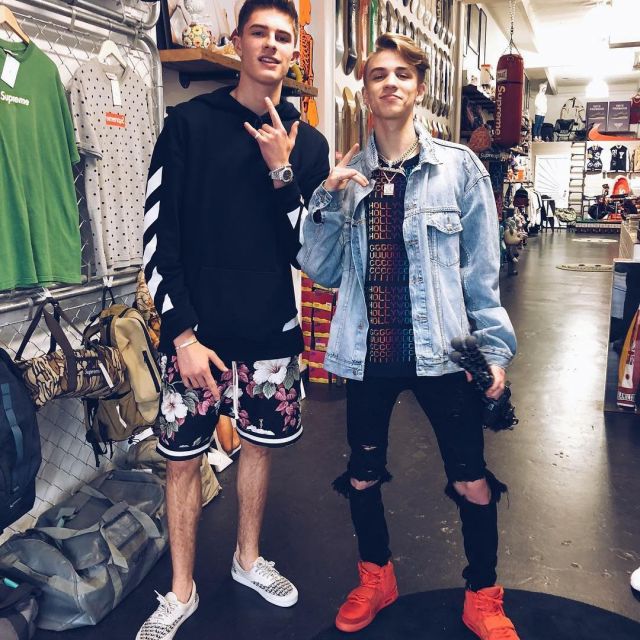 Nike Air Yeezy 2 Red October what does influencer Blazendary, the friend of Blake Linder on his Instagram | Spotern