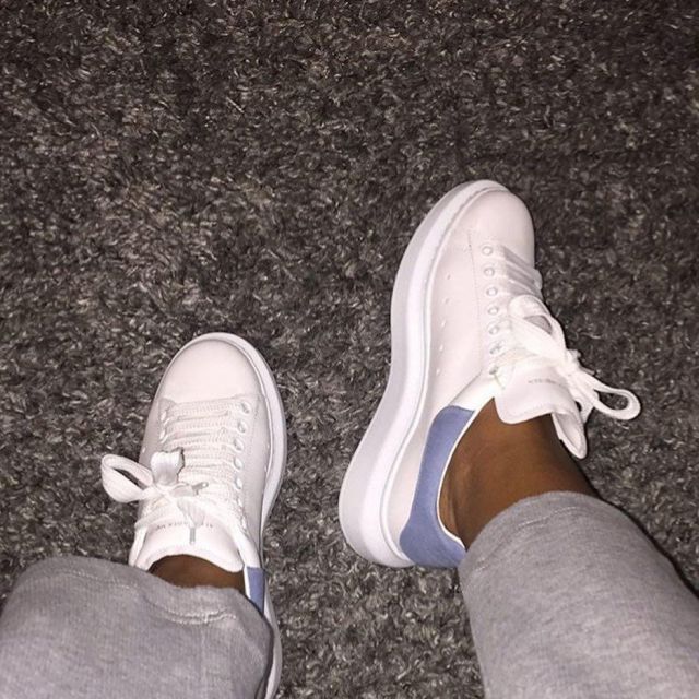 Sneakers white Mc Queen views on the account Instagram of Wiss K7