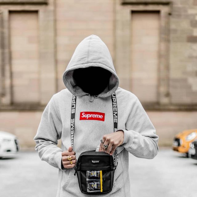 The bag Supreme repeat logo that is on the influencer Nav Khuttan on his Instagram