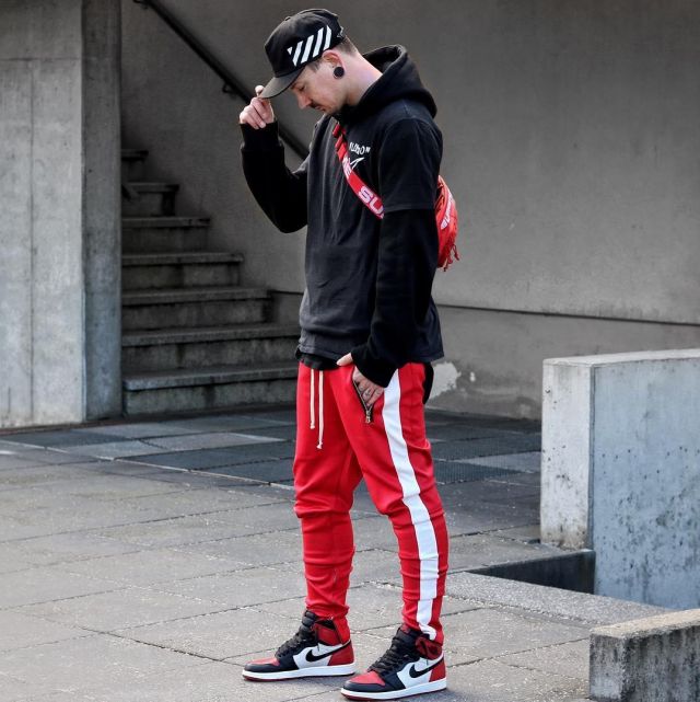 The Jordan 1 Bred toe that bears the influencer Tommeeblack on his Instagram
