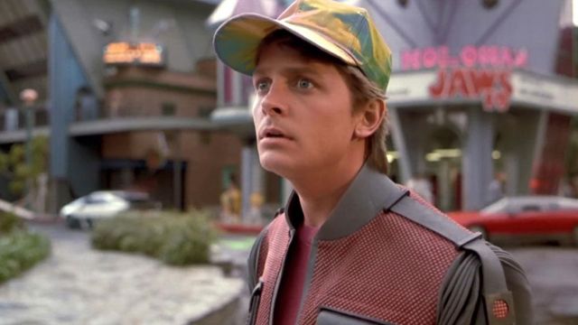 La réplique de la casquette de Marty McFly (Michael J. Fox) dans Retour vers le Futur II
