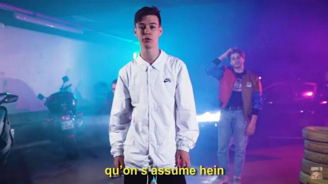 La veste blanche Nike SB de Seb La Frite dans la video youtube de squeezie "Freestyle de Potes Squeezie"