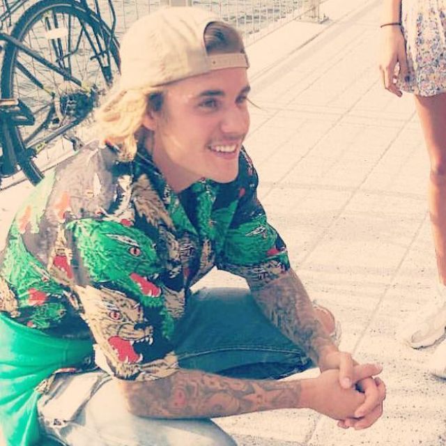 La chemise de bowling Gucci que porte Justin Bieber sur son compte Instagram