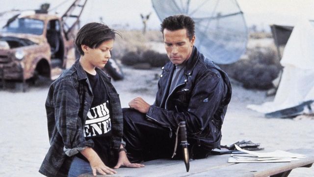 La réplique du blouson noir en cuir porté par le T-800 (Arnold Schwarzenegger) dans le film Terminator 2 : Le jugement dernier