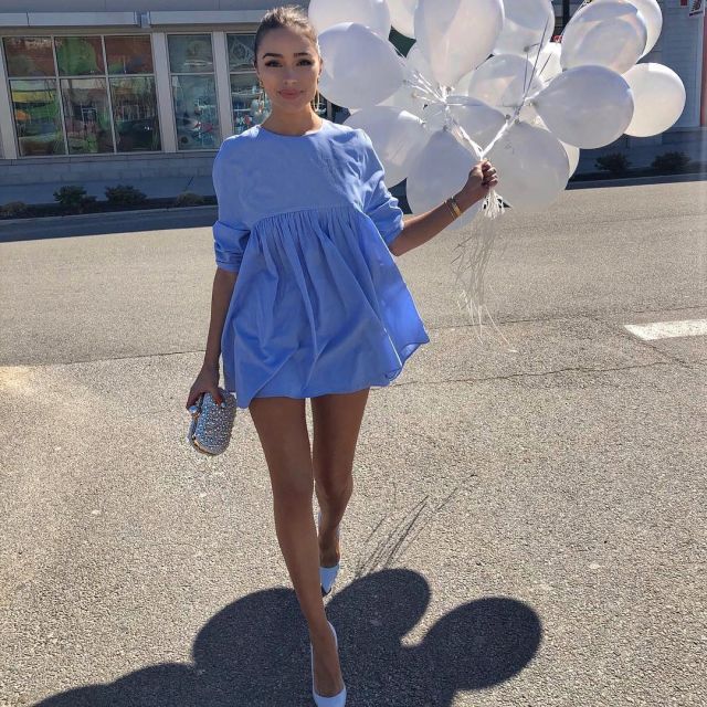 Les escarpins blancs d'Olivia Culpo sur son compte Instagram