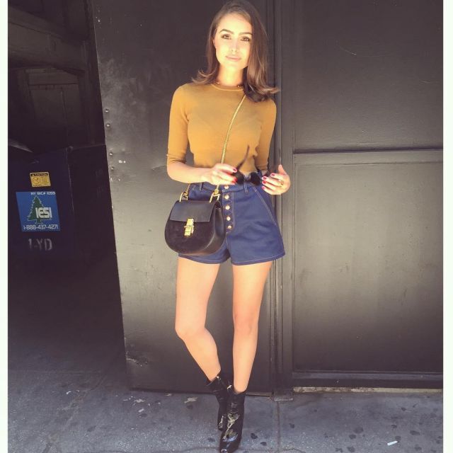 Olivia Culpo's Chloé shoulder bag on her Instagram account | Spotern