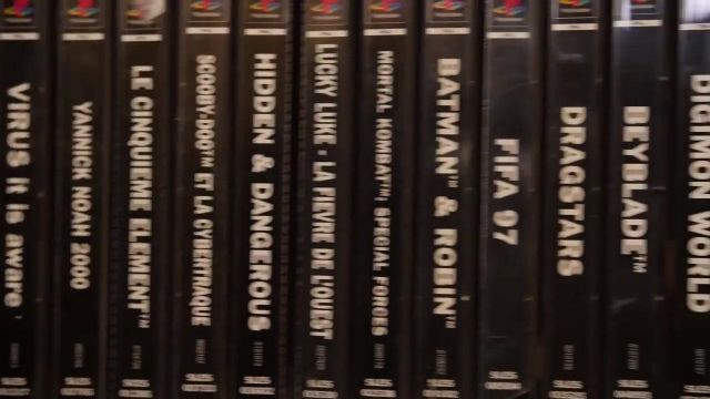 game ps1 fifa 97 seen in Player of the attic - The visitors / Asterix versus Caesar - PSX Player from the attic