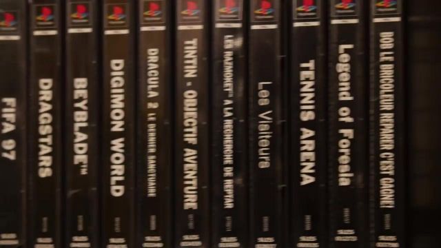 game ps1 legend of foresia seen in Player of the attic - The visitors / Asterix versus Caesar - PSX Player from the attic