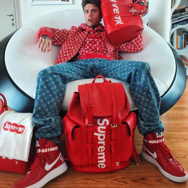 Sneakers red Nike Air Force 1 High Supreme World Famous Red of Fedez in a  chair on Instagram | Spotern