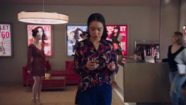 The blouse navy blue worn by Kat (Aisha Dee) in The Bold Type S02E05