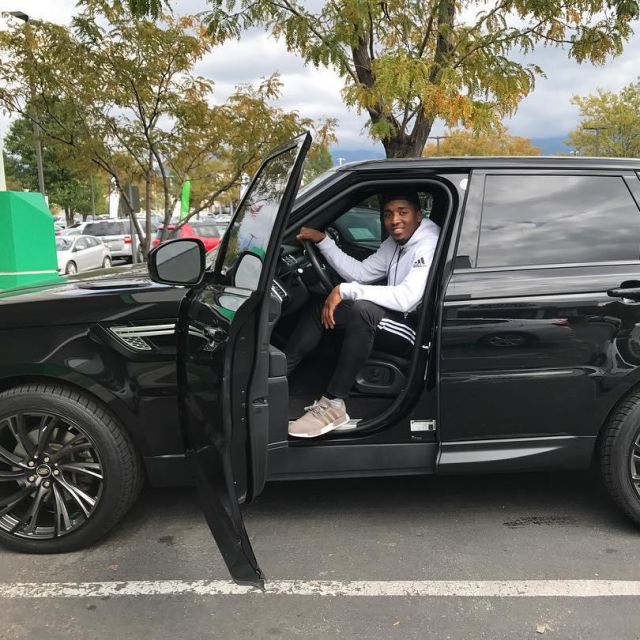 La paire Adidas Nmd R1 Pk "Linen"  portée par Donovan Mitchell sur son compte instagram