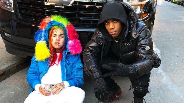 The Blue Jacket With Fur Multicolored 6ix9ine In Her Video Clip