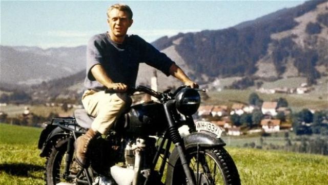 Boots american chestnuts out of the Captain Virgil Hilts (Steve McQueen) in The Great Escape