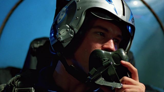 L'authentique casque de pilote de Iceman / Tom Kazansky (Val Kilmer) dans Top Gun
